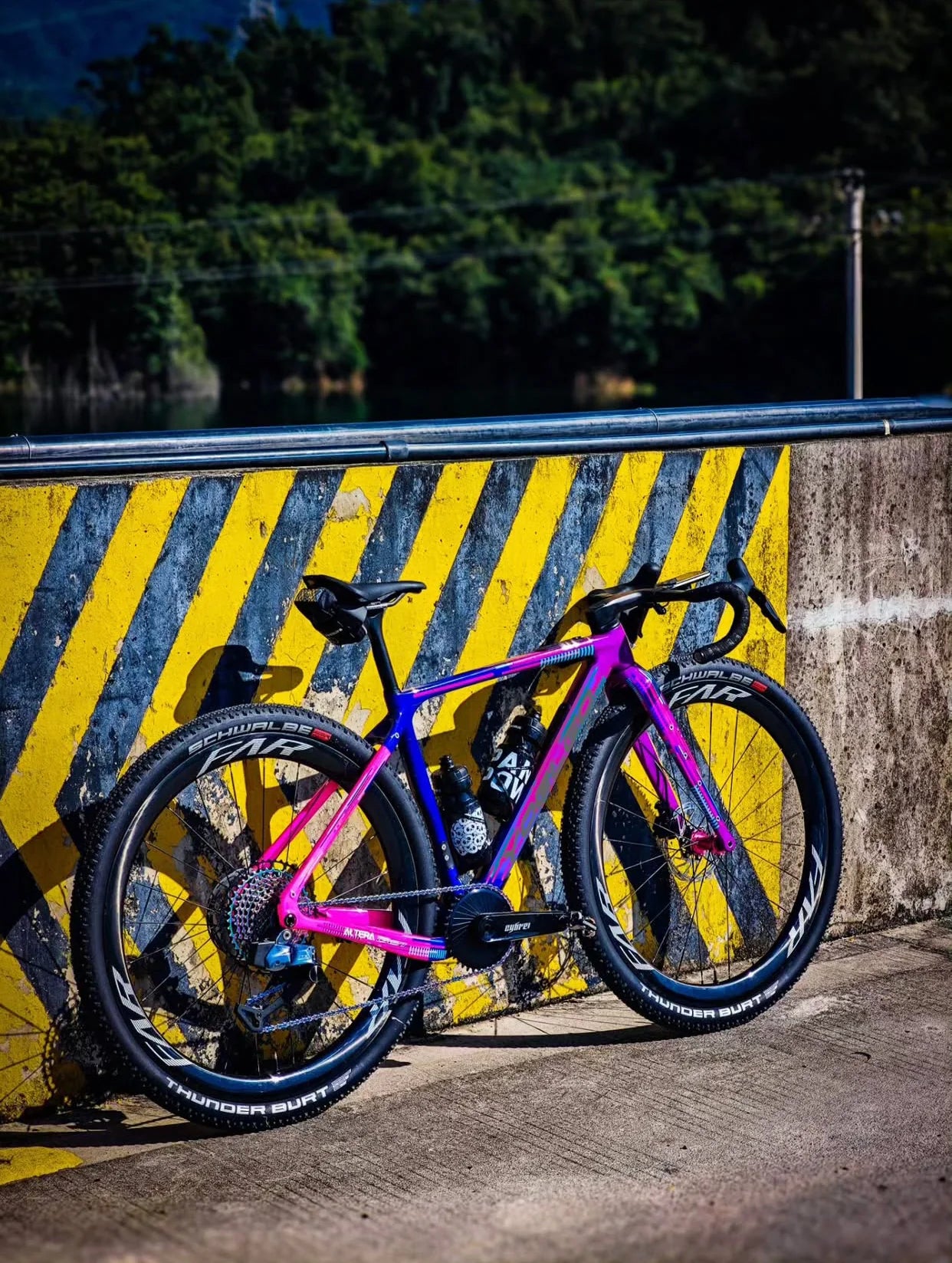 Koła karbonowe Farsports Gravel X - szprychy polimerowe Berd